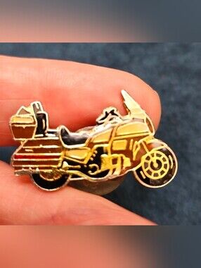 1987 Honda Goldwing Hat Lapel Bag Jacket Enamel Vintage Motorcycle Pin Men Women
